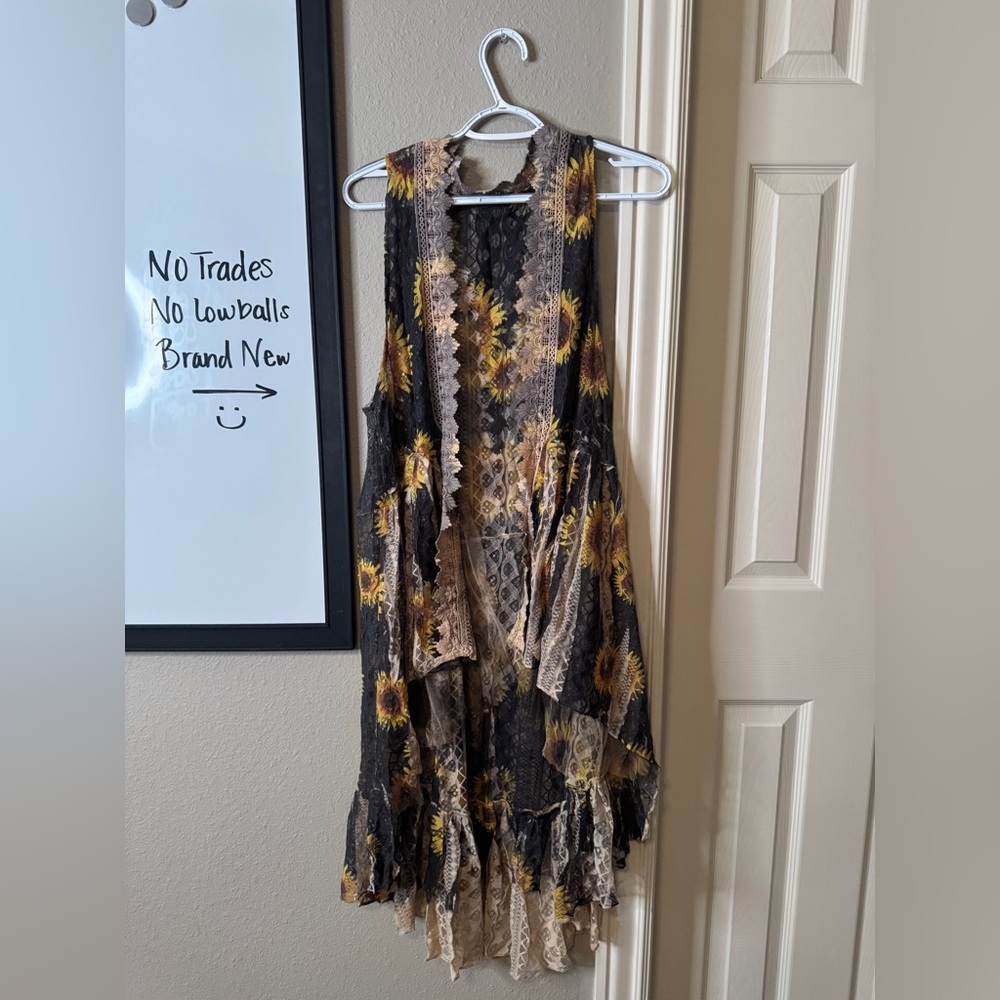 Origami lace sunflower vest